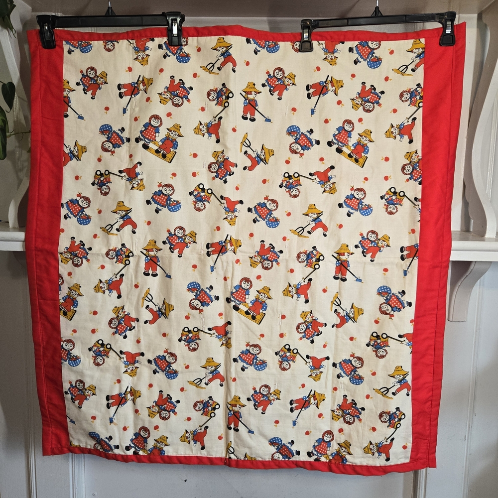 Vintage Raggy Ann And Andy Quilt with Red Border